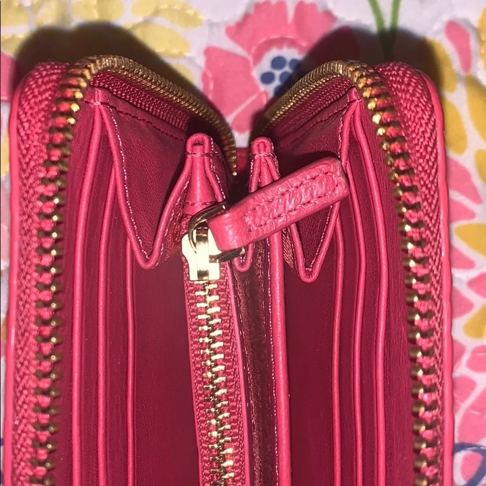 PINK TORY BURCH WALLET